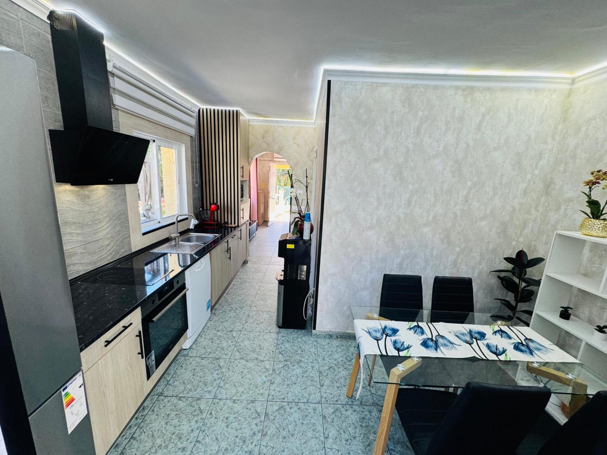Privado Piscina A 5min De La Playa Y Centro Jacuzzi Barbacoa Wifi Aire Vakantiehuis *